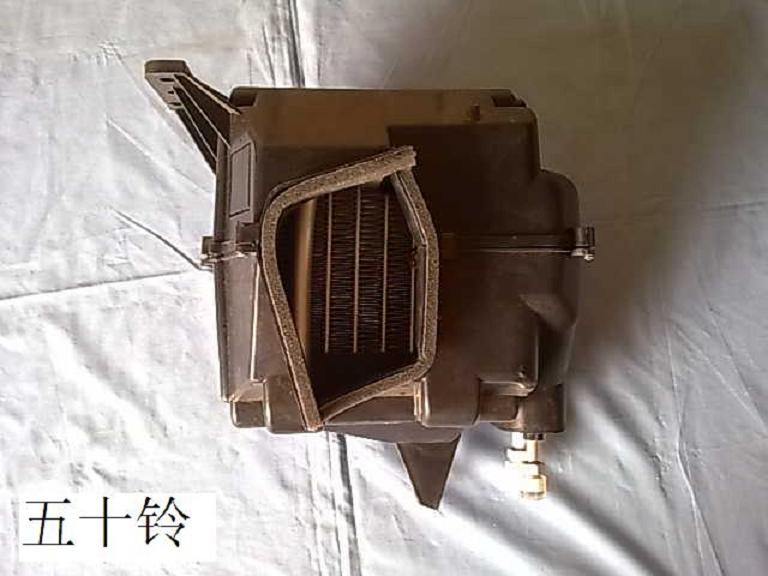  五十铃蒸发器总成