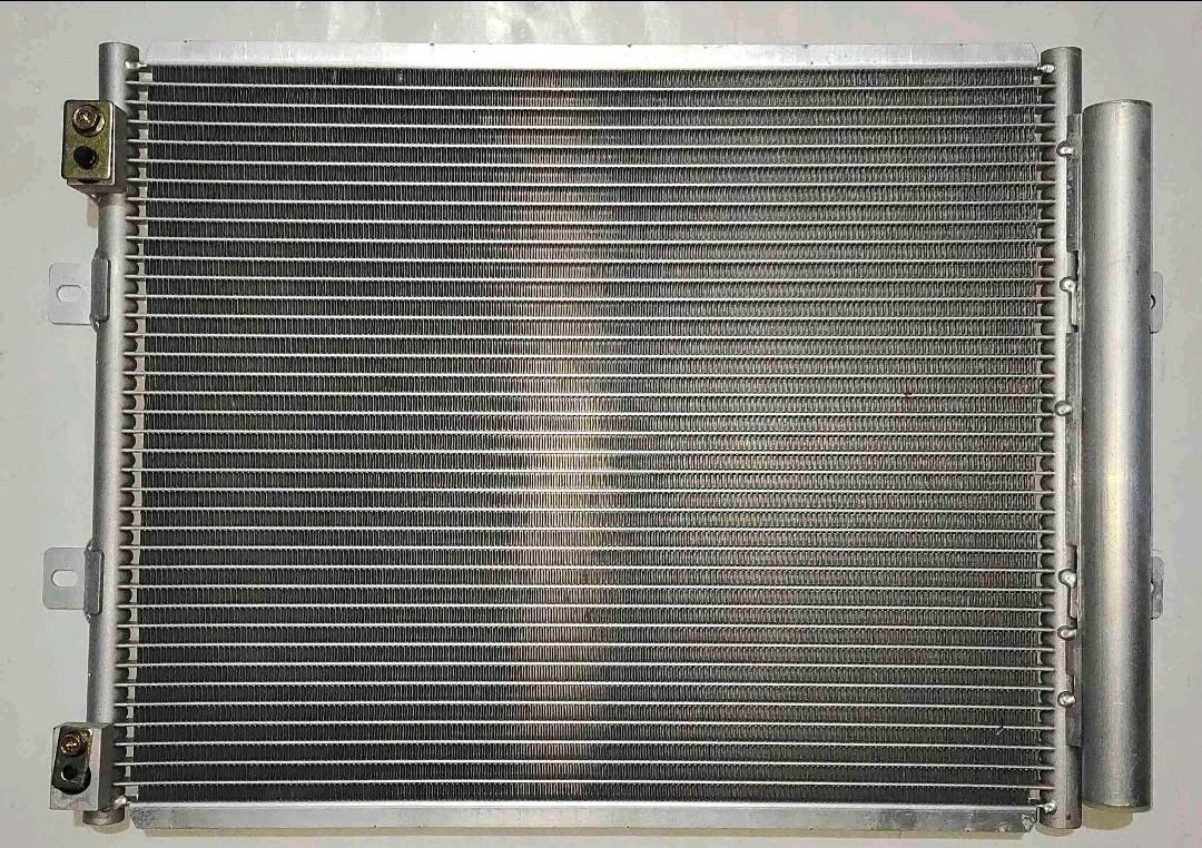  徐工60AD冷凝器长51宽40.5/长爪中心距56.5宽距15
